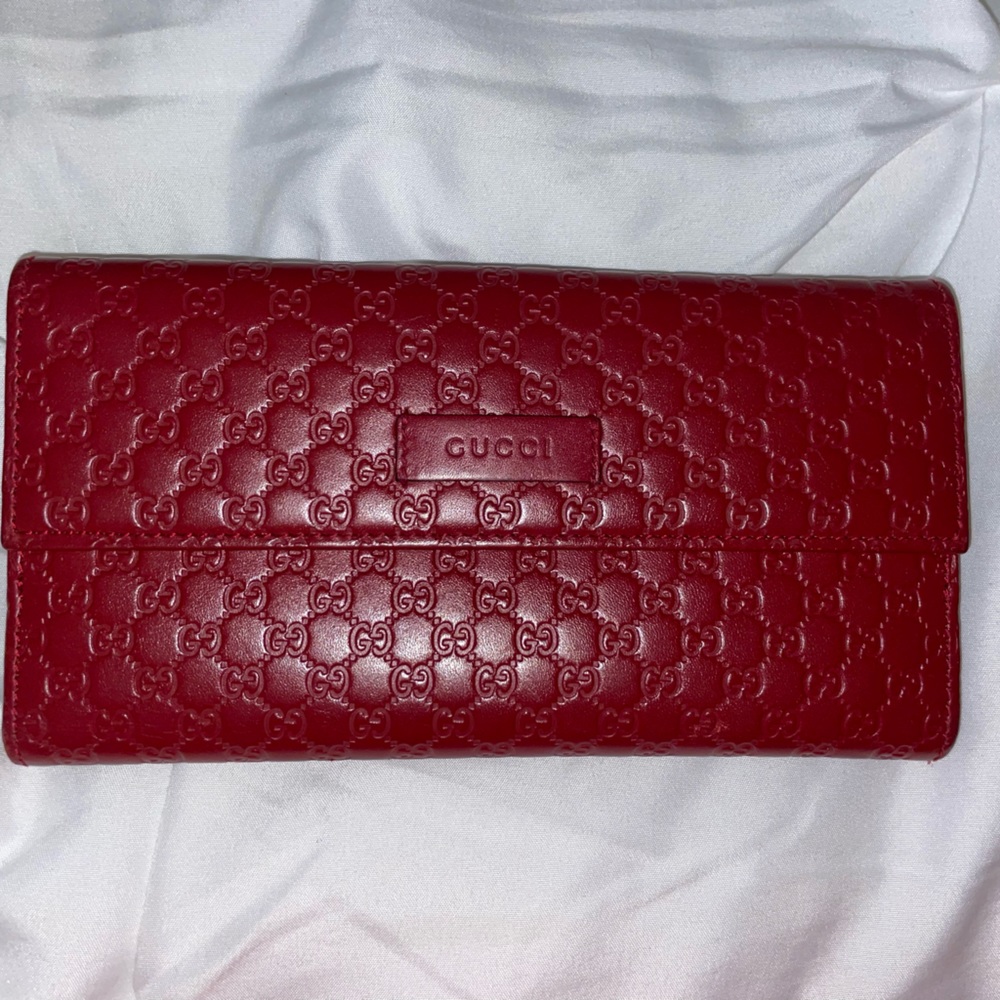 Red Gucci Wallet